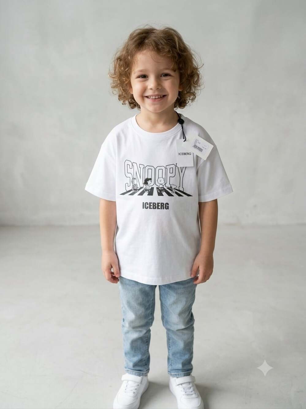 Snoopy Iceberg T Shirt for Kids (8-9)